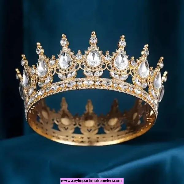 Lüks Tam Tur 15 cm Taç